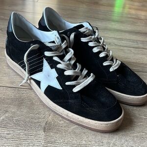 Canada Goose Black and White Men's Shoes